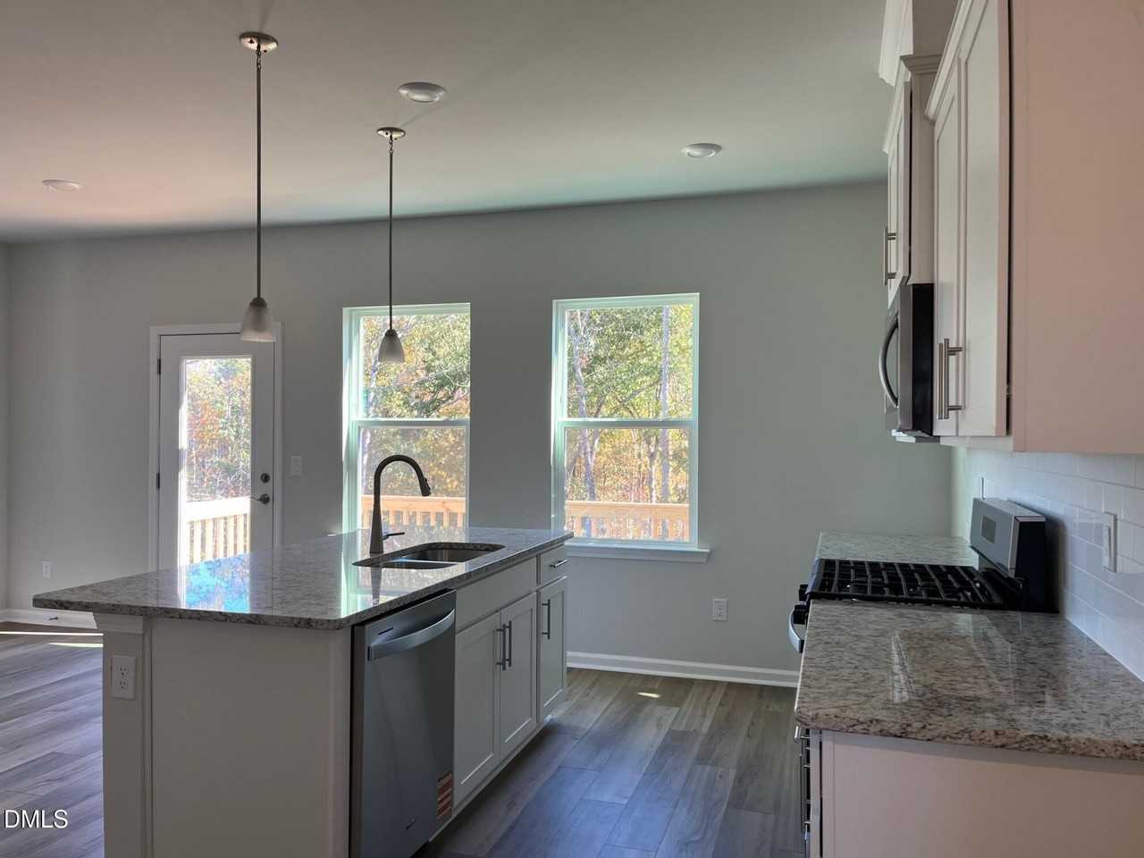 3016 Evertonian Pl - Photo 5 of 23