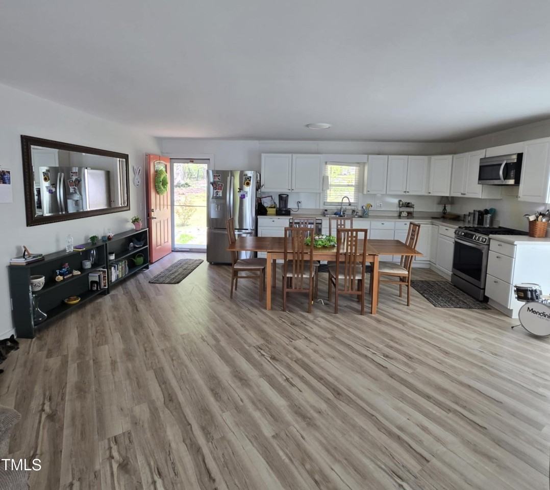 1015 Lake Royale - Photo 6 of 50