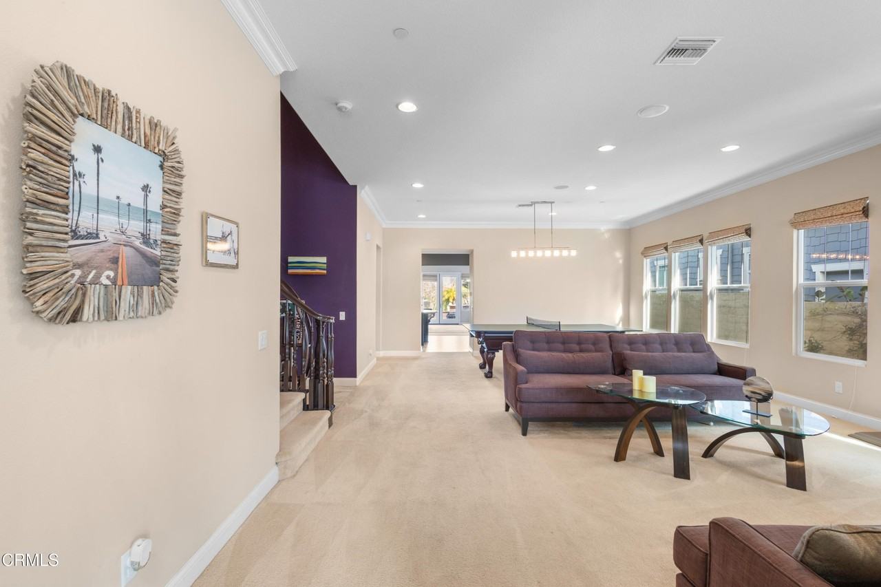 3917 W Hemlock St - Photo 2 of 30