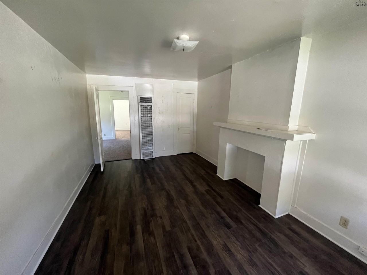 2111 Joline St - Photo 2 of 6