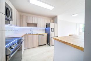 2731 Taft St #207 - Photo 1 of 1