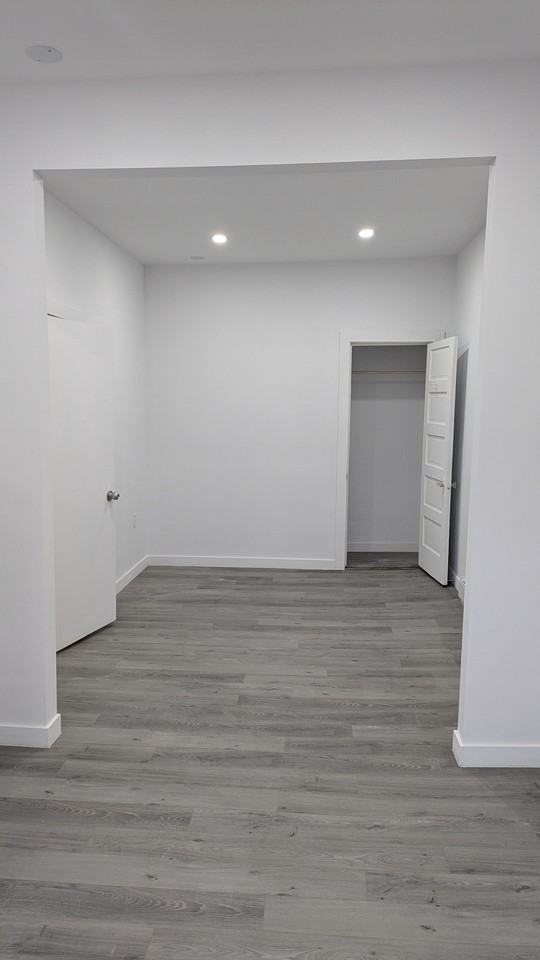 Rue Evelyn & Rue Strathmore - Photo 2 of 10