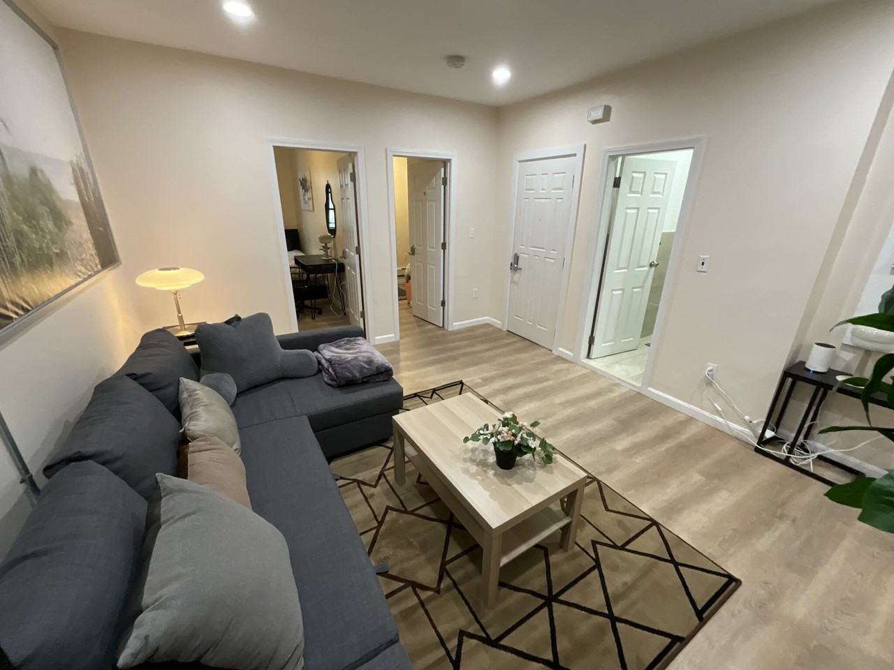 871 Harrison Ave #3 - Photo 4 of 34