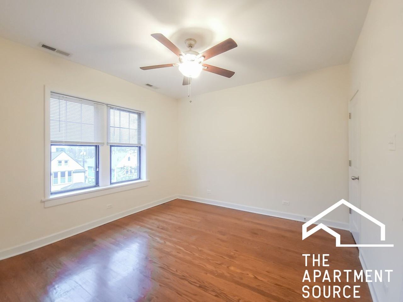 1829 W Leland Ave #3 - Photo 6 of 12