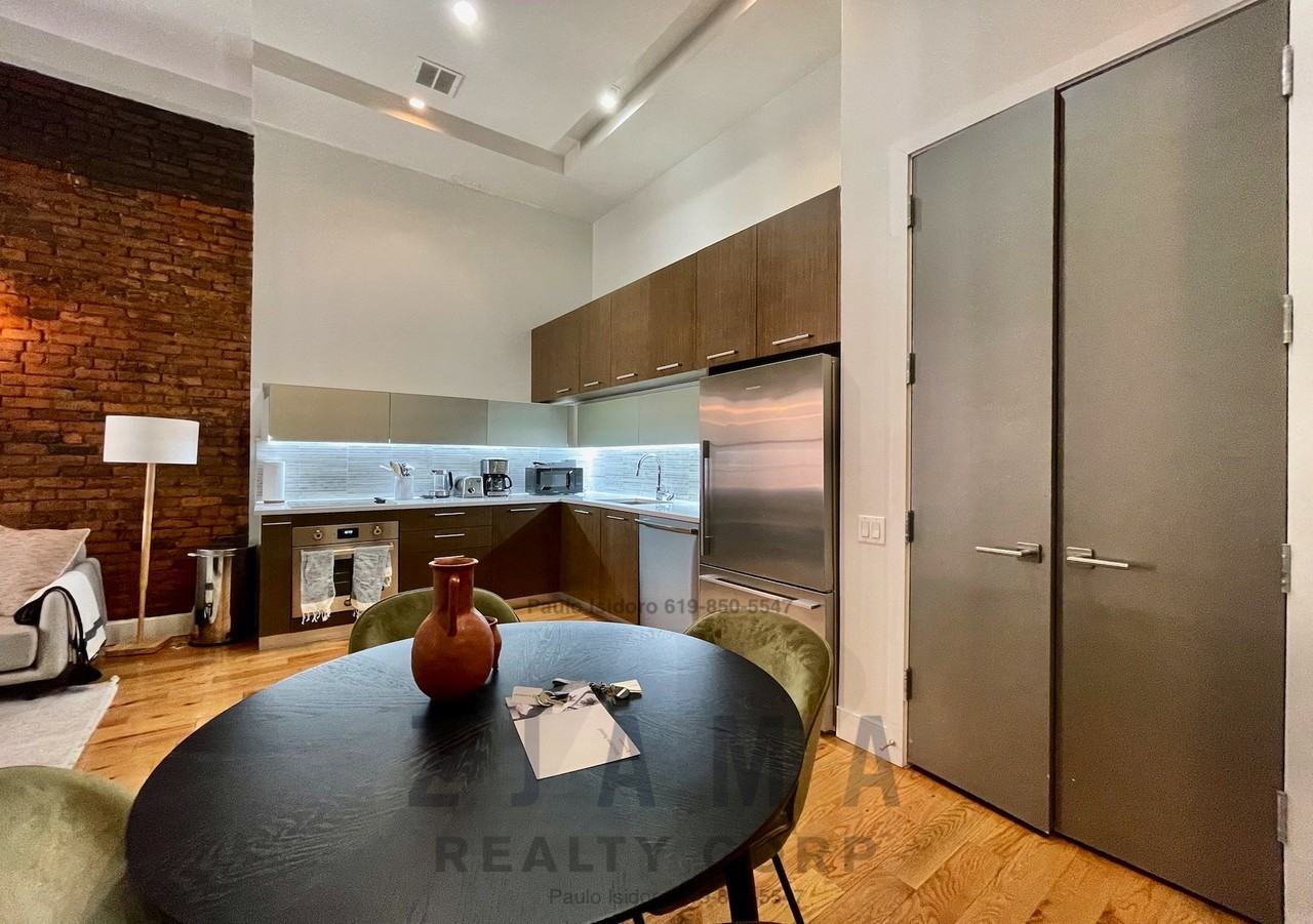 72 Willoughby St #4E - Photo 4 of 17