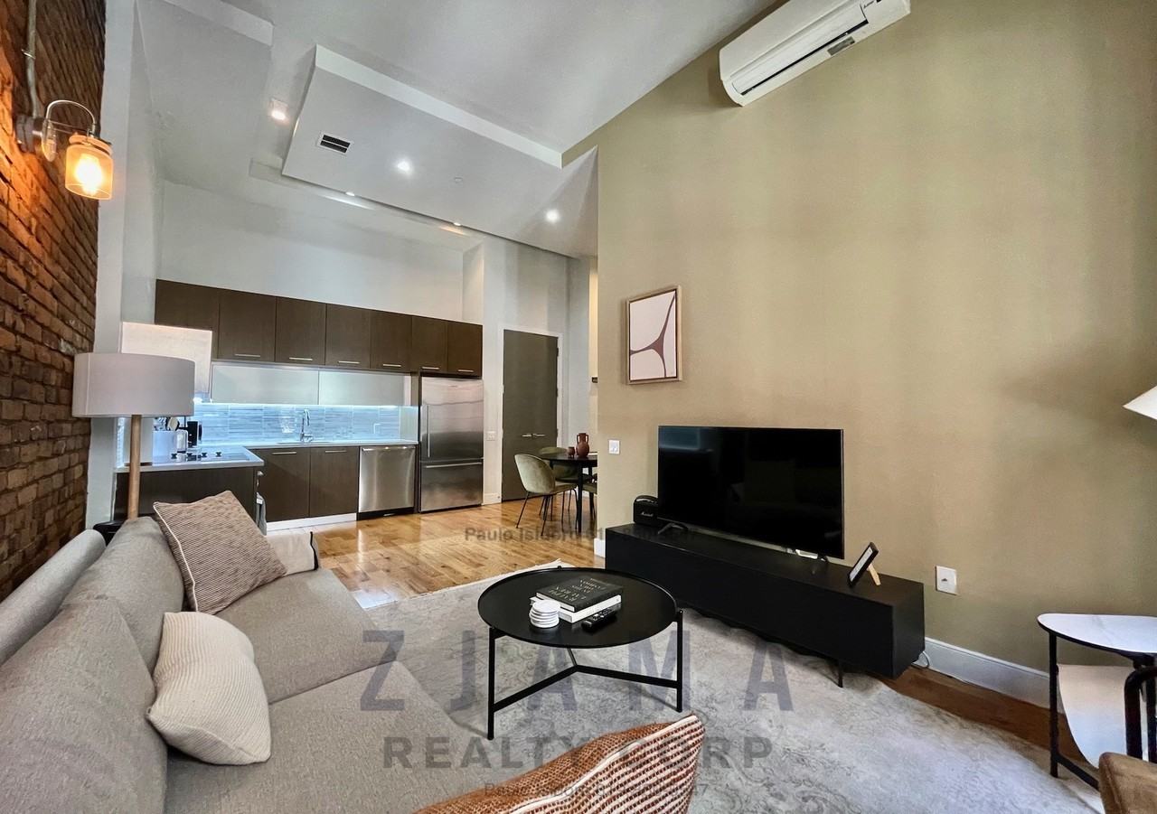 72 Willoughby St #4E - Photo 6 of 17