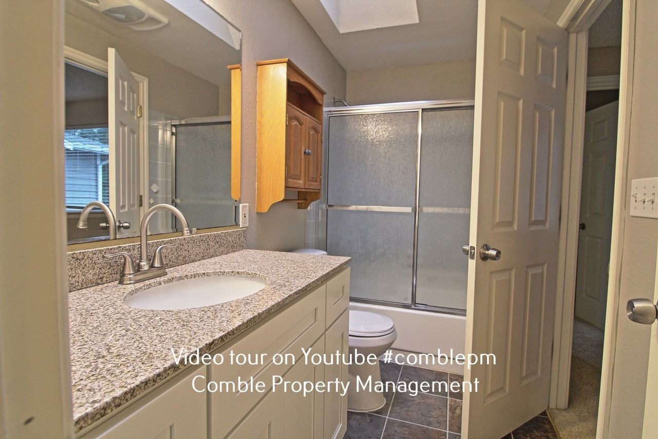 16005 Ne 40th Ct - Photo 5 of 9