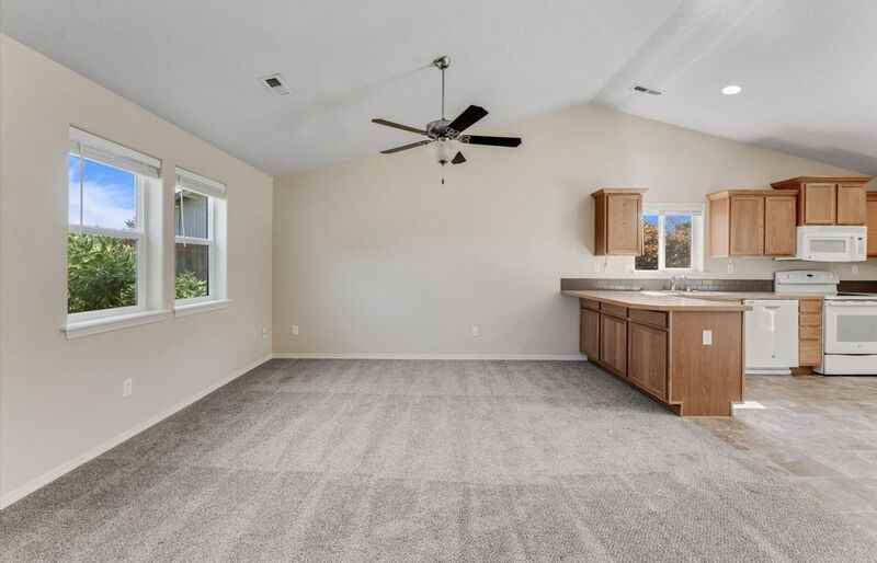 3525 W 10th Ct - Photo 3 of 21