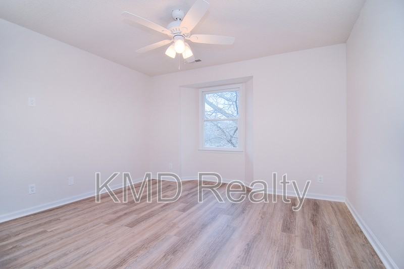 6120 Meadow Rose Ln - Photo 6 of 18