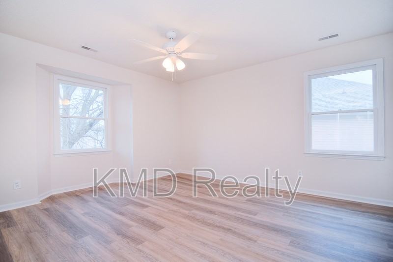 6120 Meadow Rose Ln - Photo 7 of 18