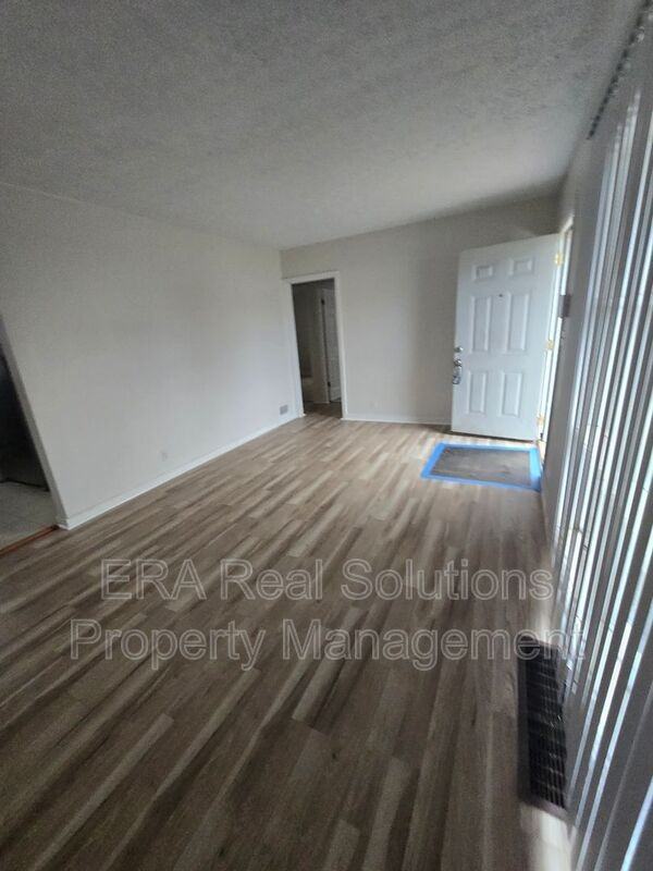 1019 Wildwood Ave - Photo 3 of 24