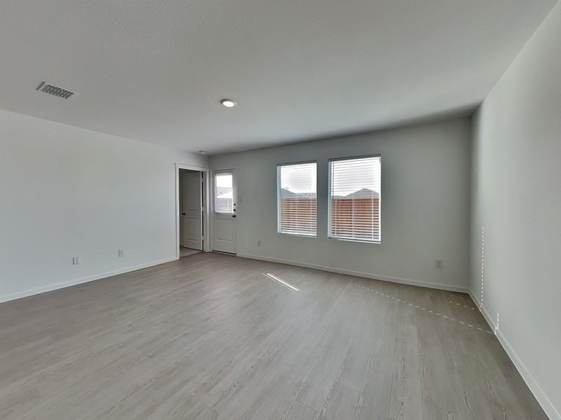 1813 Equine Retreat Way - Photo 3 of 17