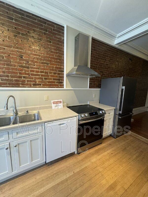 16 2nd St #2F - Photo 2 of 14