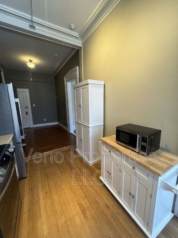 16 2nd St #2F - Photo 3 of 14