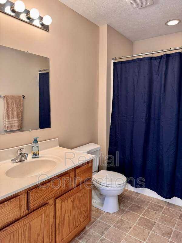 1005 E Carter St - Photo 4 of 10