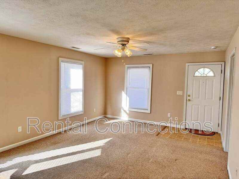 1005 E Carter St - Photo 5 of 10