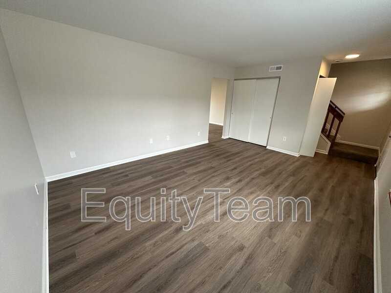 2301 Old State Route #B - Photo 3 of 14