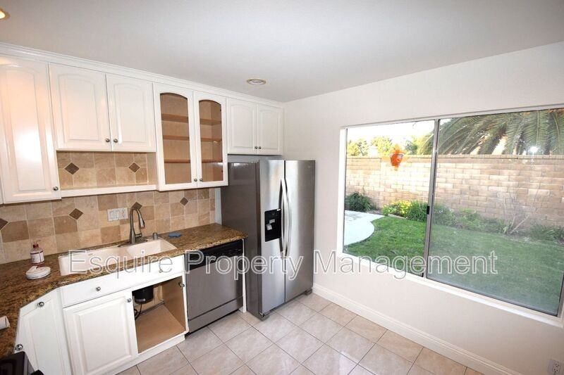 5219 Meadowview Dr - Photo 5 of 14