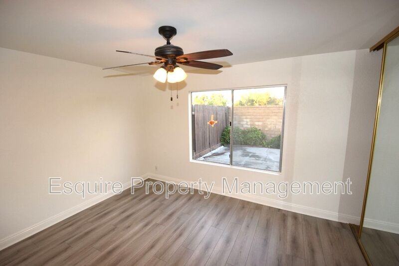 5219 Meadowview Dr - Photo 6 of 14