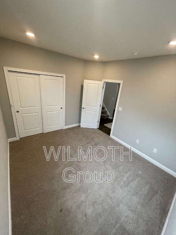 7352 Doyal Dr - Photo 7 of 32