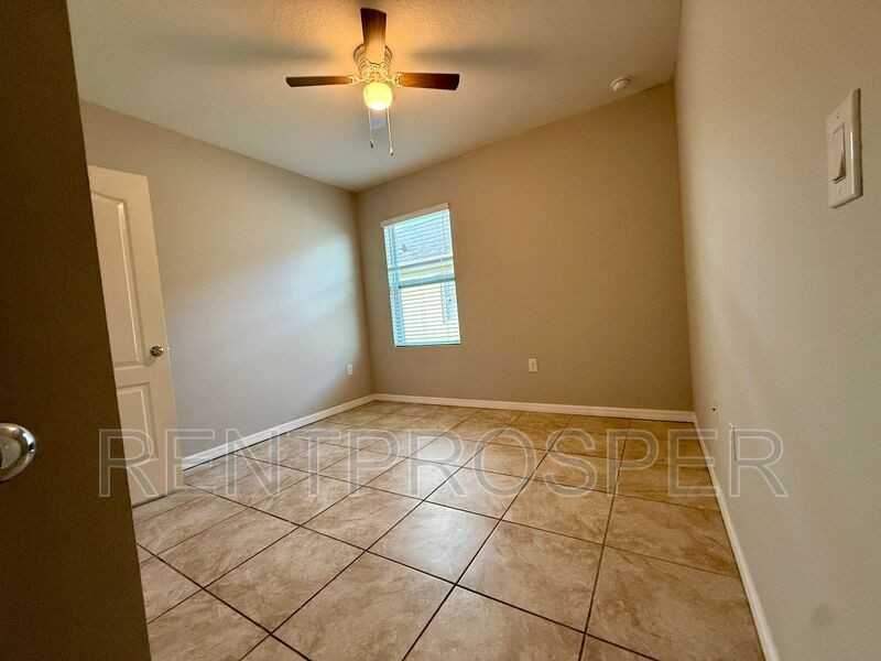 4222 Roberta Dr - Photo 7 of 24