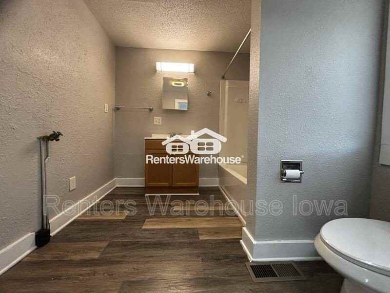 2802 Se 8th Ct - Photo 6 of 10