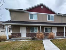 featured image of 465 Nw #B