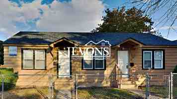 featured image of 301 S 2nd St