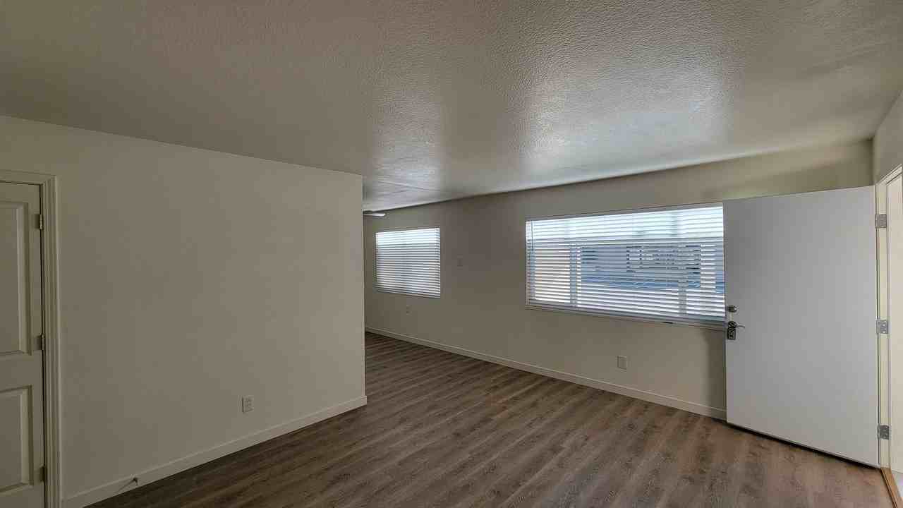 2005 Coffee Rd - Photo 6 of 13