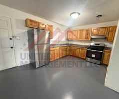 featured image of 900 Lamont St