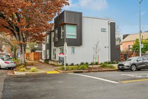 featured image of 230 13th St