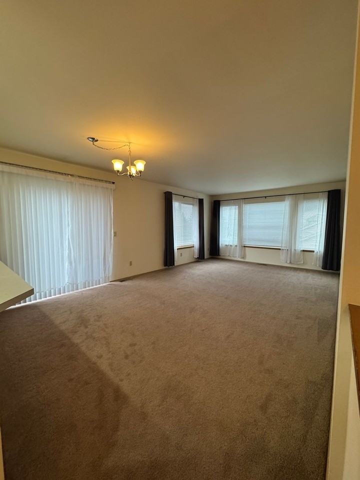 1614 28th St - Photo 7 of 22