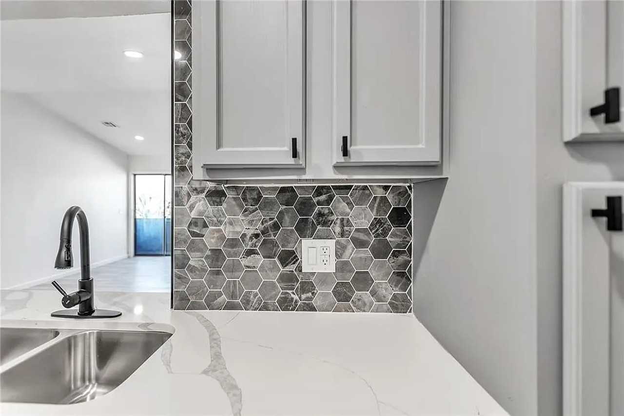 11415 Springhollow Rd #803 - Photo 7 of 16