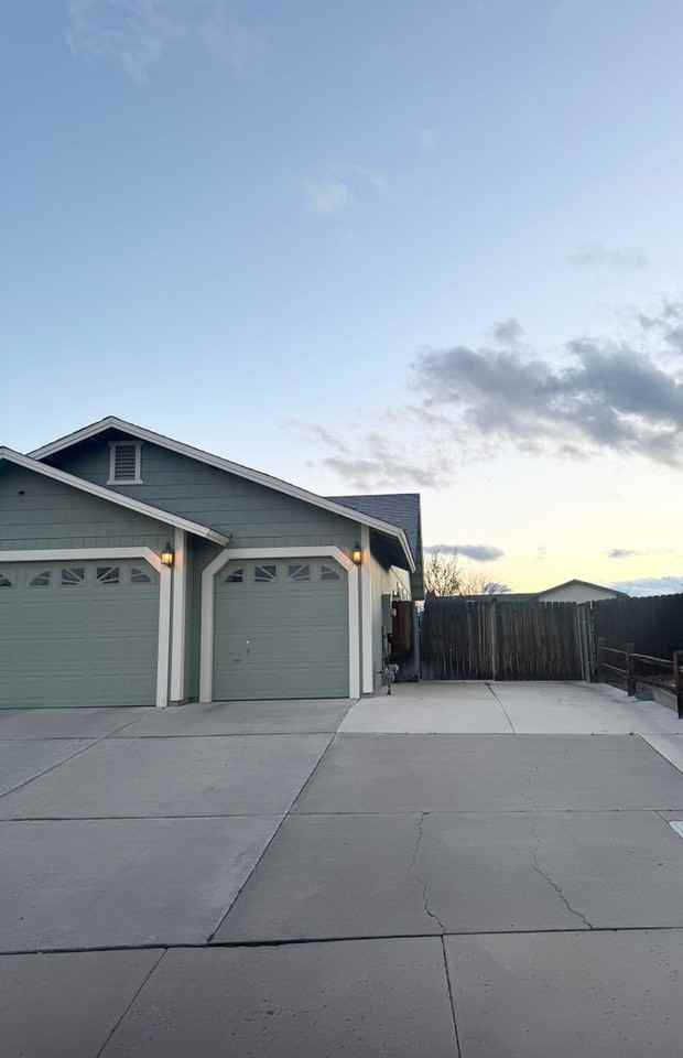 1434 Rosy Finch Dr - Photo 4 of 18