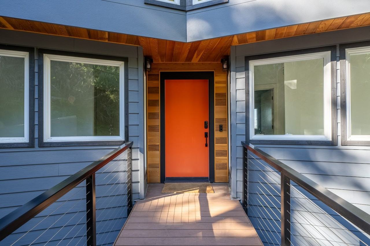 4300 Sw Hewett Blvd - Photo 4 of 50