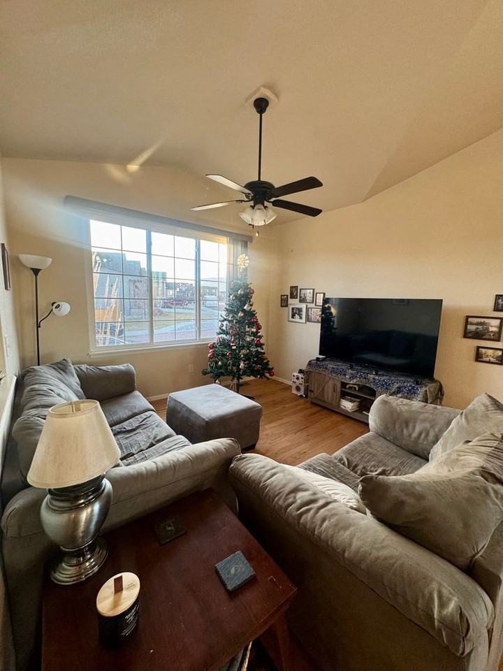 4609 Keagster Dr - Photo 7 of 41