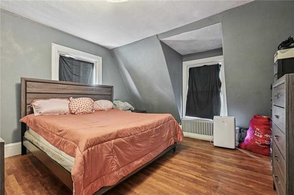 436 S Main St - Photo 4 of 6