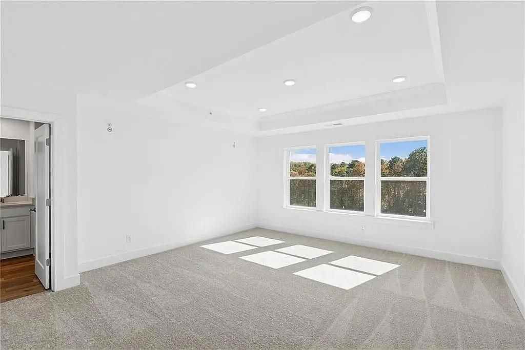 166 Red Bud Rd - Photo 5 of 11