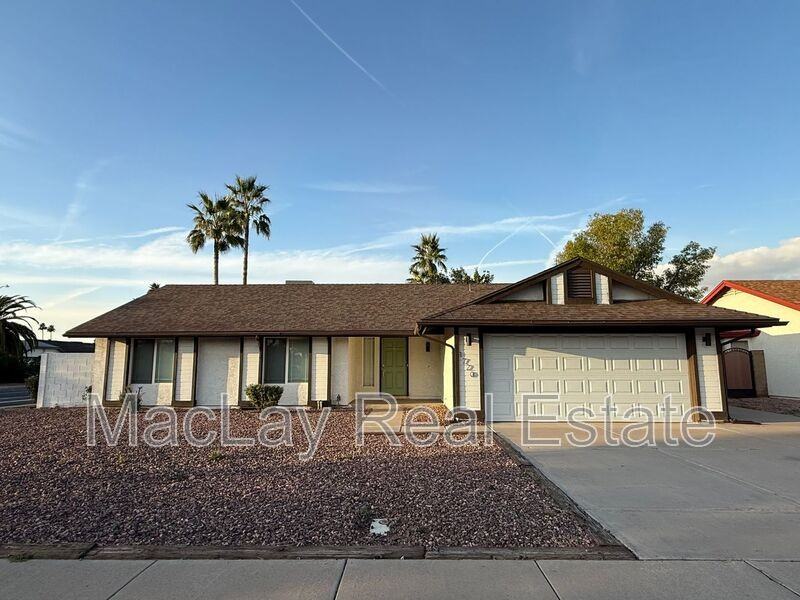 1720 W Highland St - Photo 2 of 26