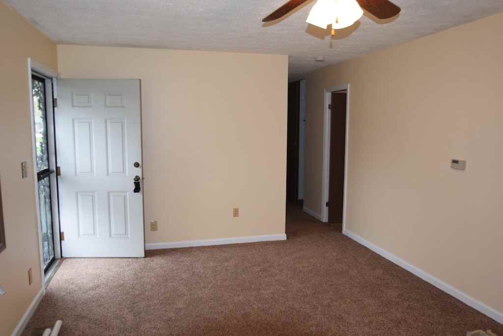 604 E Pearl St - Photo 6 of 8