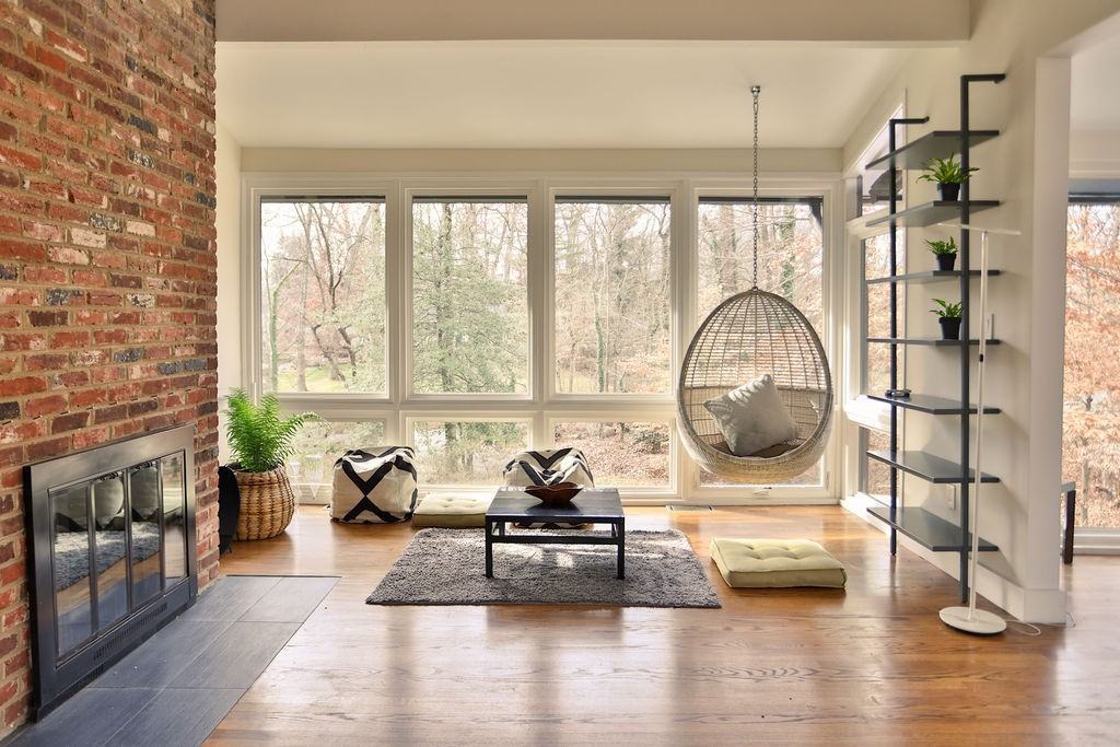 8518 Forest St - Photo 2 of 50