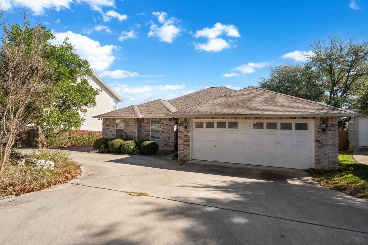 25026 Flying Arrow - Photo 3 of 31