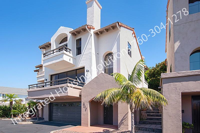 567 Hygeia Ave #B - Photo 3 of 10