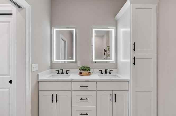 20920 18th Ave #U - Photo 2 of 11