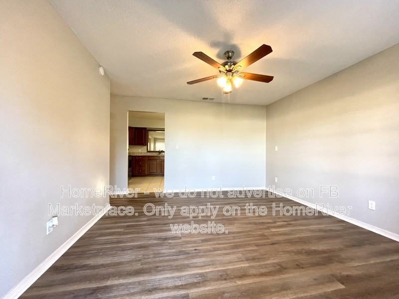 930 N 10th St - Photo 2 of 17