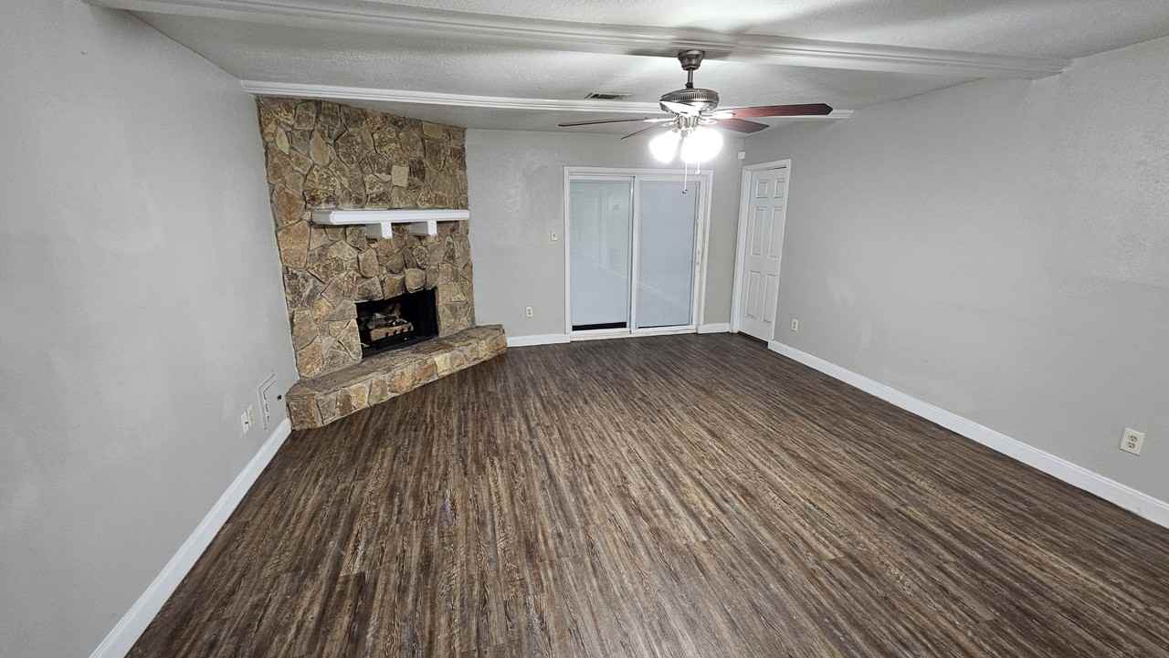3118 Brookdale Dr - Photo 7 of 16
