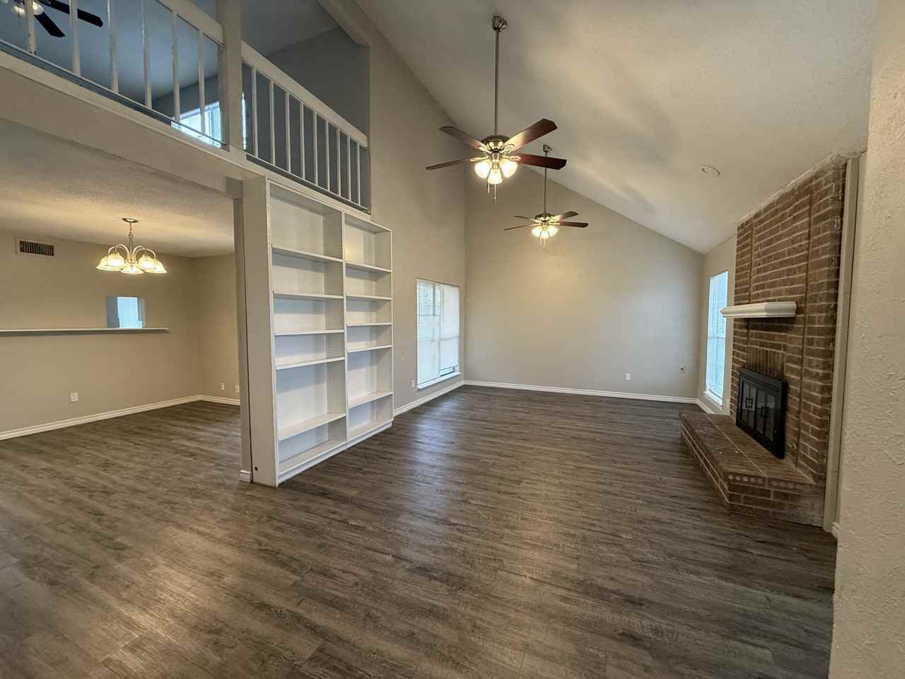 831 Courtland Pl - Photo 3 of 31