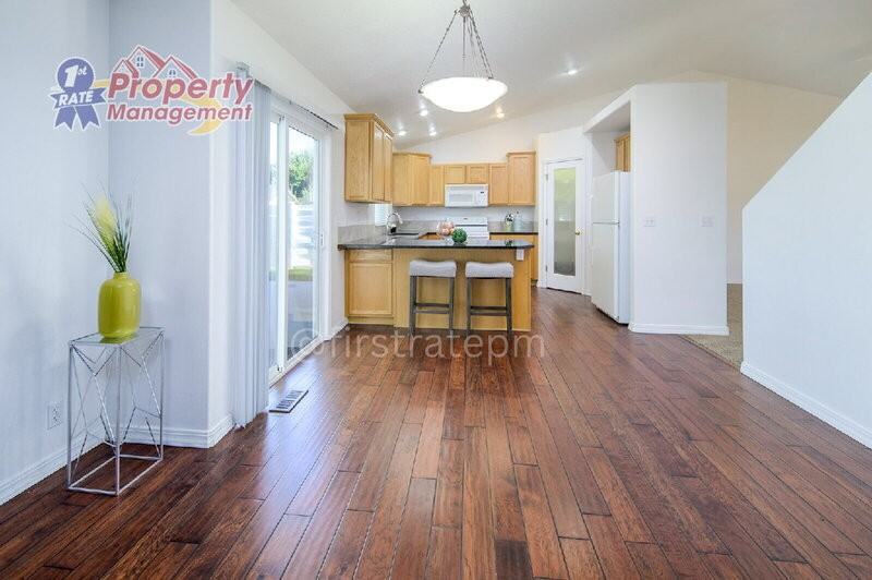 1923 N Tyra Ave - Photo 6 of 24