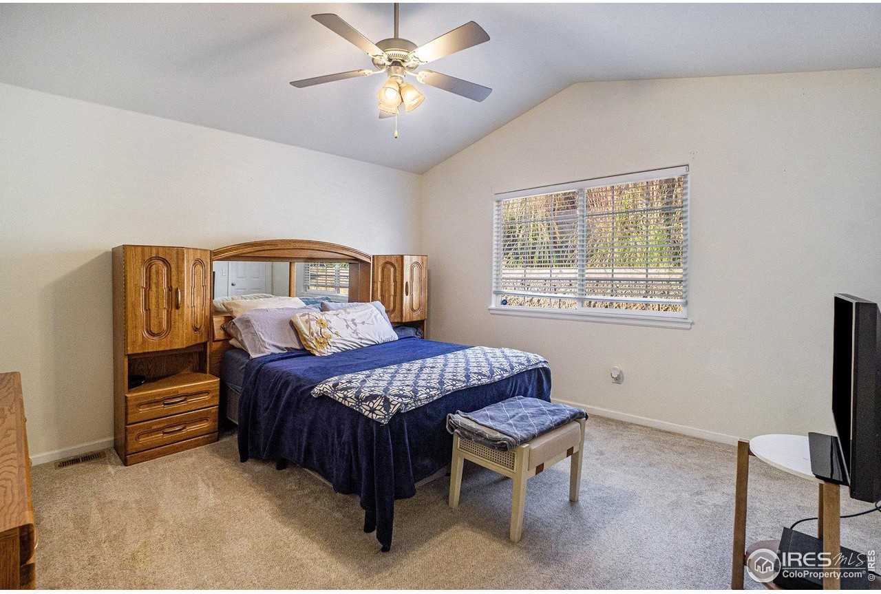 5255 W 9th Street Dr - Photo 7 of 13