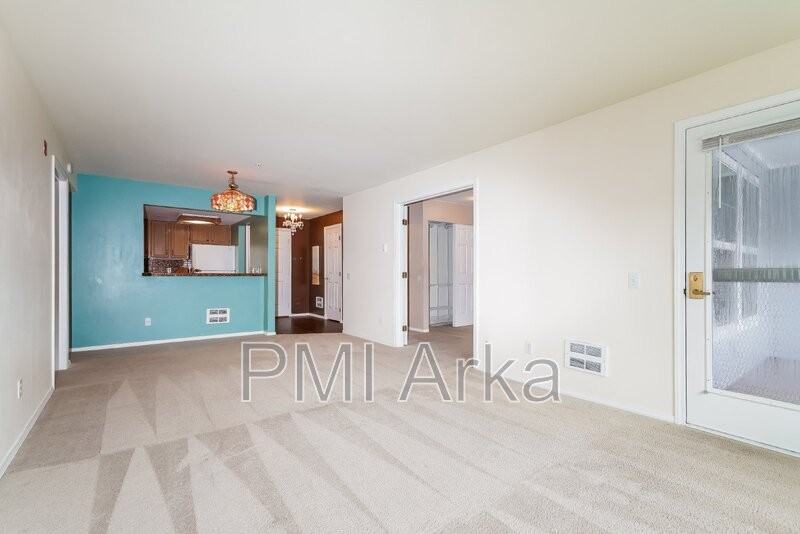 4081 224th Ln Se #302 - Photo 2 of 24